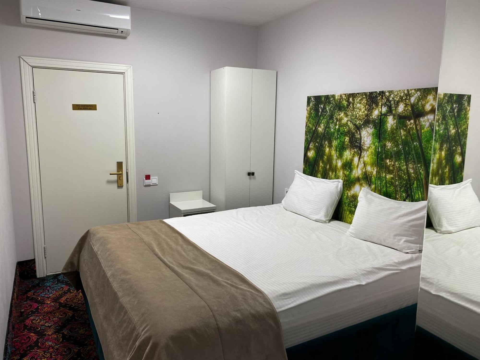 De Paris Hotel Kiev Rom bilde